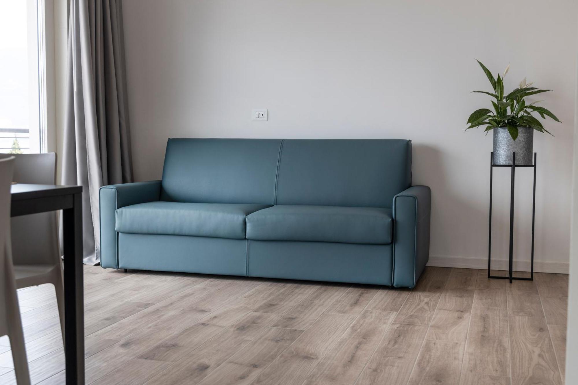 Residence Solei Classic & Plus Бренцоне сул Гарда Екстериор снимка