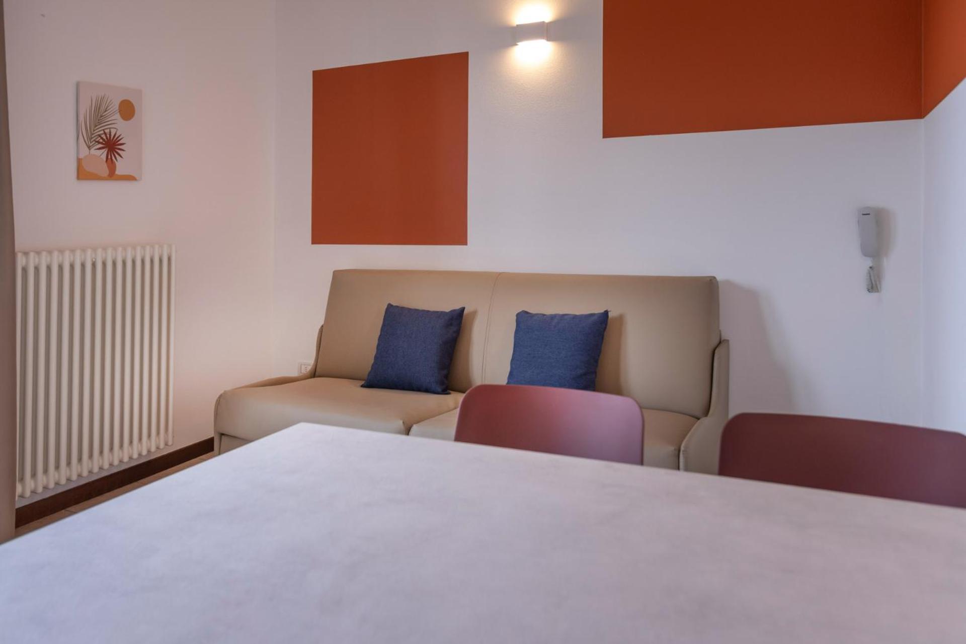 Residence Solei Classic & Plus Бренцоне сул Гарда Екстериор снимка